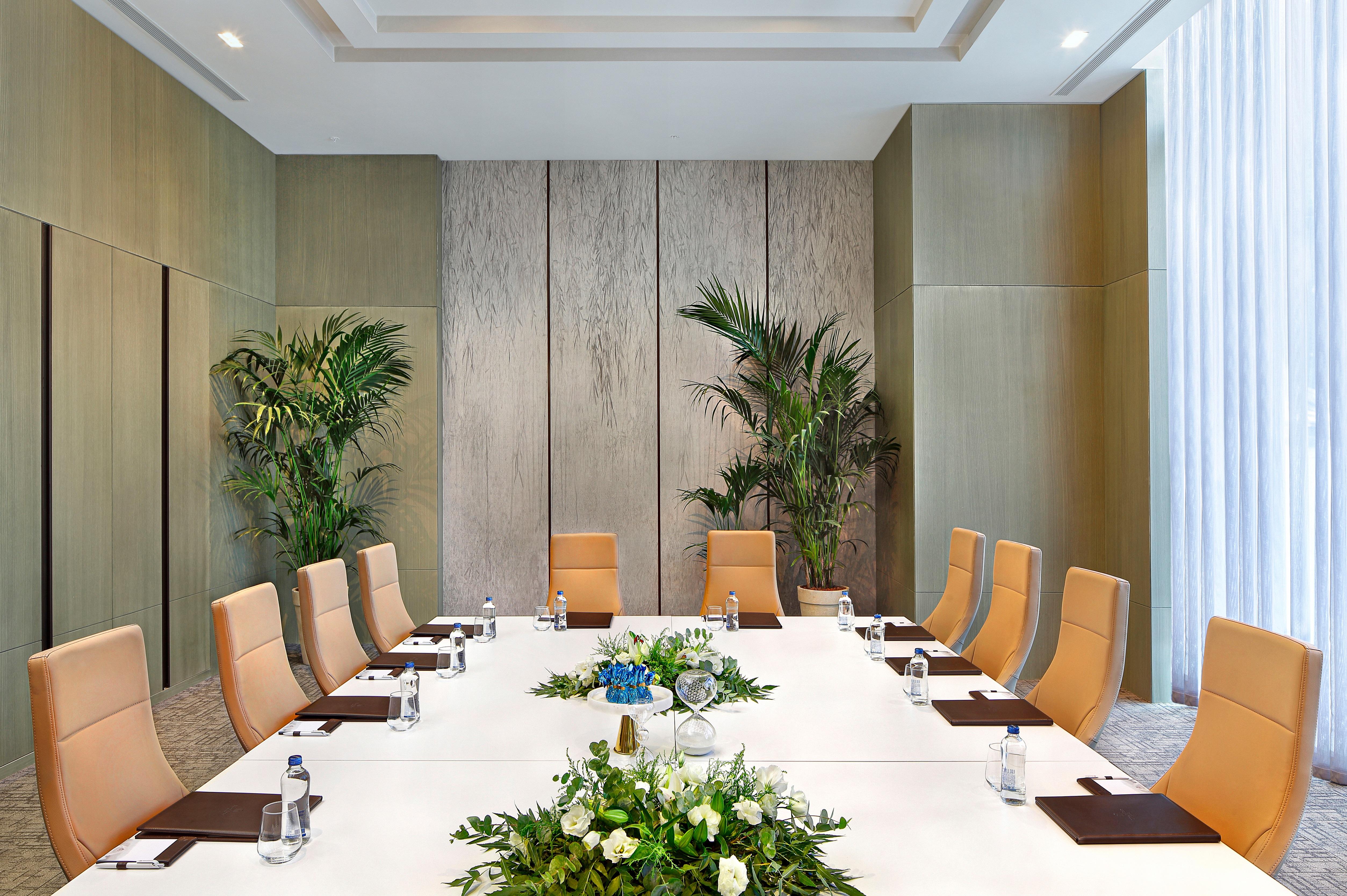 Отель Wanda Vista Стамбул Экстерьер фото Meeting room